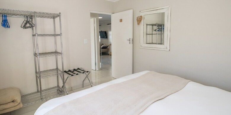 Apartamentos Langebaan Kite Cottages
