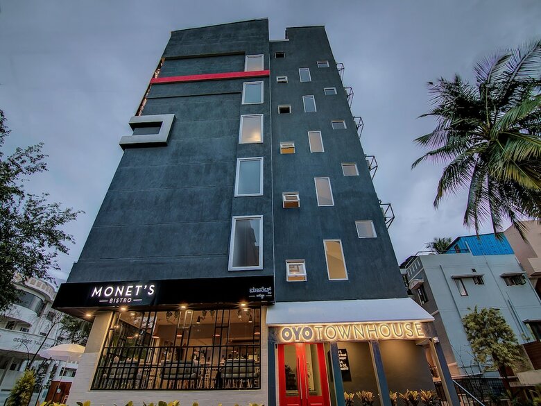 Hotel Oyo Townhouse 035 Indiranagar