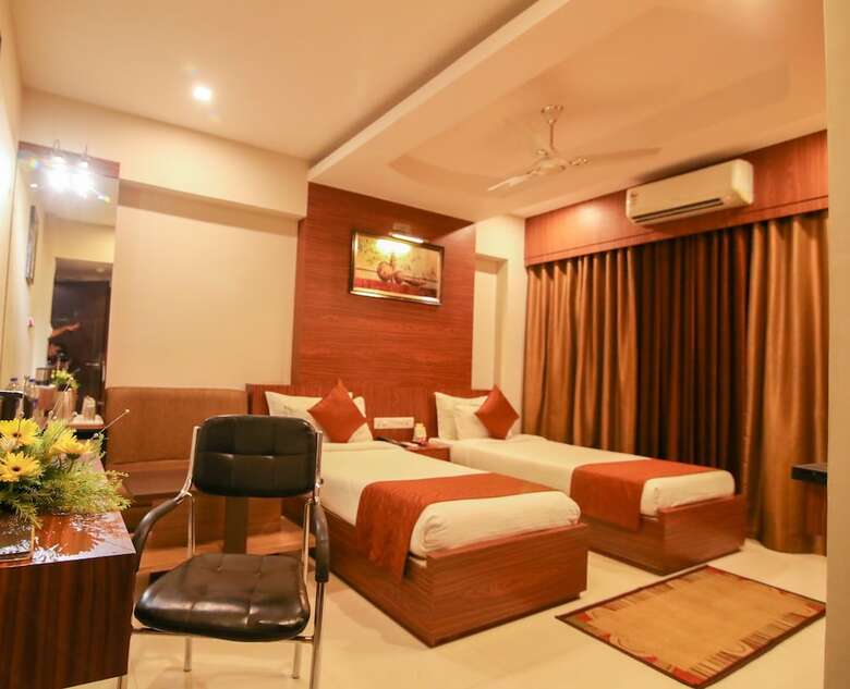 Hotel The Mahal Inn