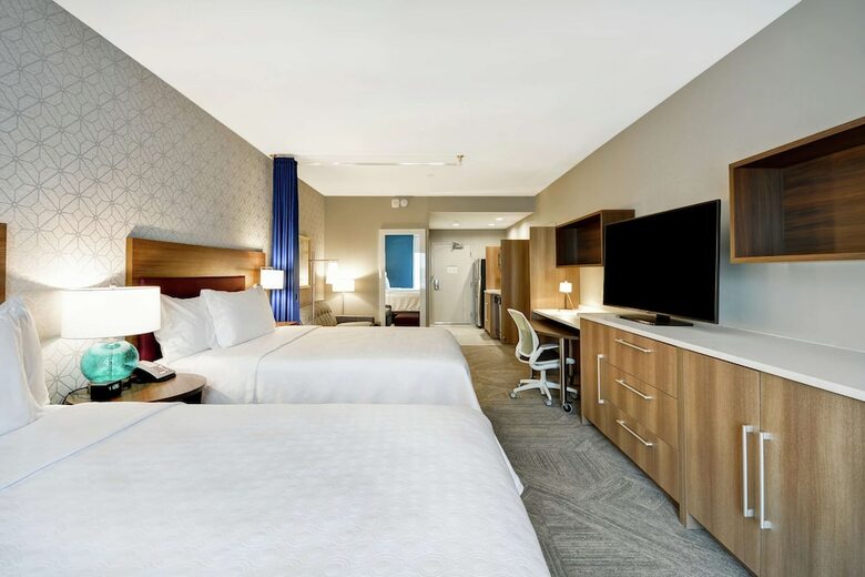 Hotel Home2 Suites By Hilton Plano Legacy West