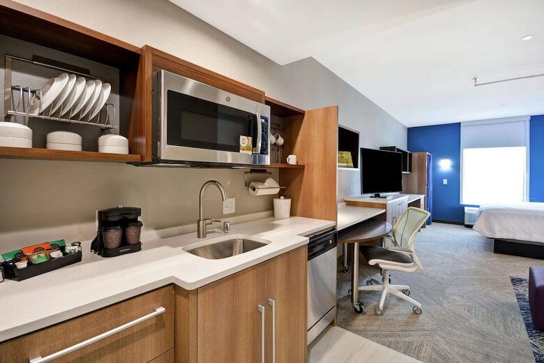 Hotel Home2 Suites By Hilton Plano Legacy West