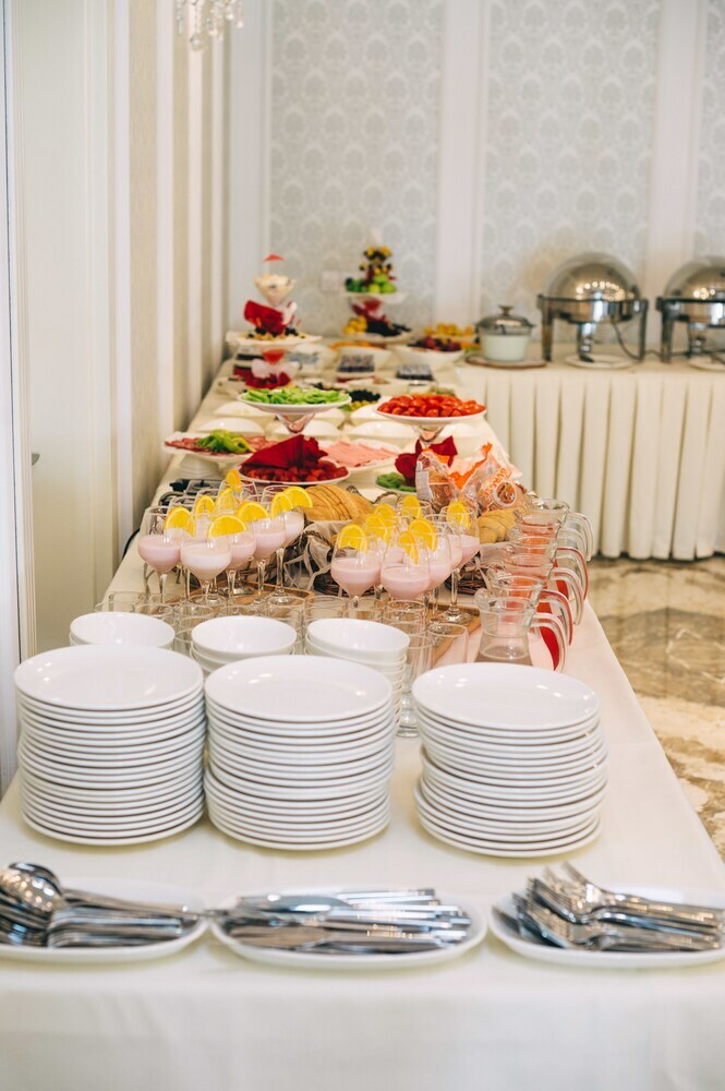 Emerald Suite Hotel
