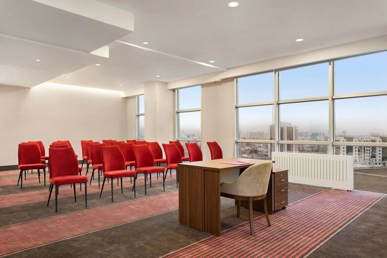 Hotel Ramada By Wyndham Sivas
