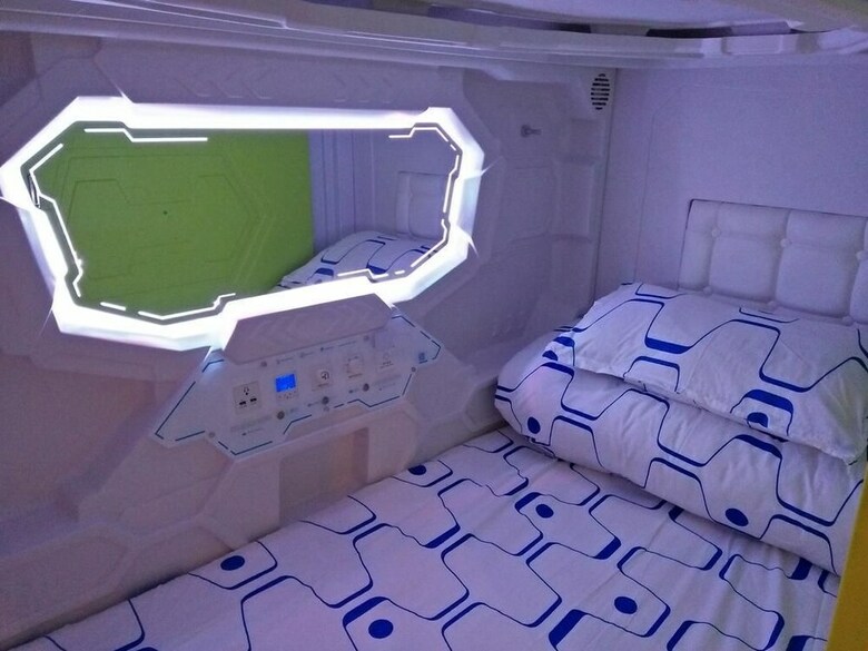 Jk Capsule Hostel
