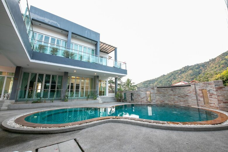 Aparthotel The Ananas Serviced Apartments