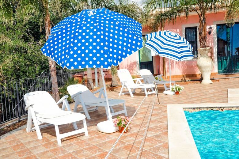 Hotel La Casa Rosa