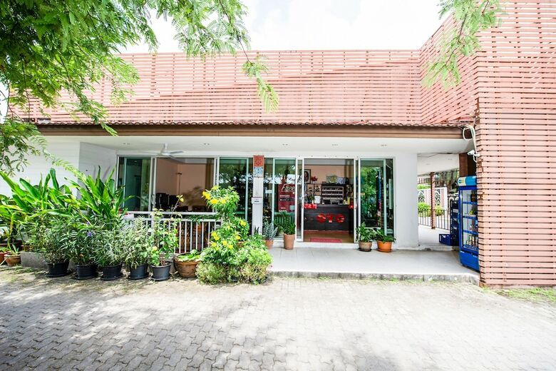 Hotel Oyo 282 Baan Nat