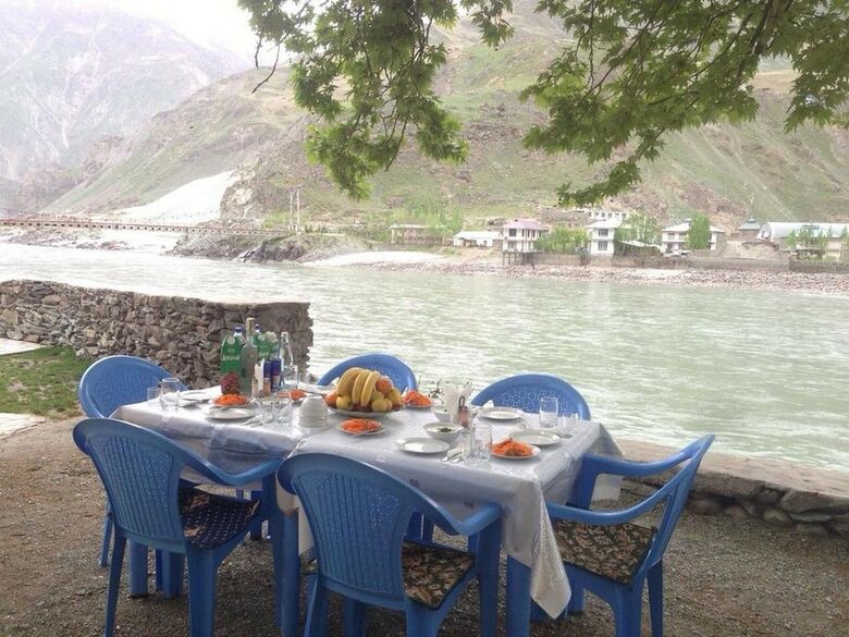 Hostal Sharq-darvoz Mini Hotel - Hostel