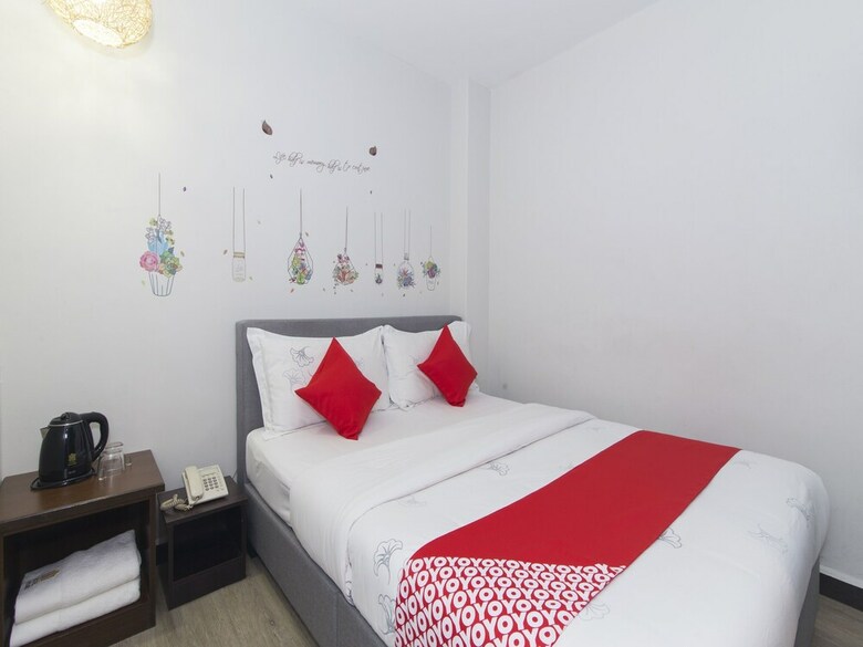 Oyo 893 Hotel Holmes Kelana Jaya