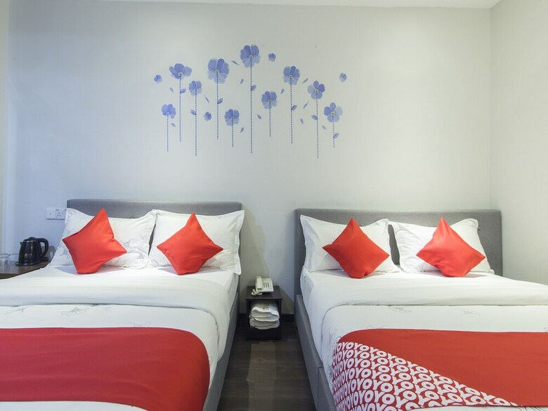 Oyo 893 Hotel Holmes Kelana Jaya