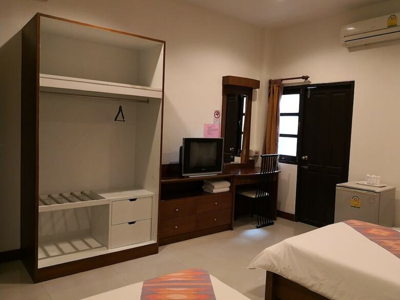 Baan Worachan Hotel
