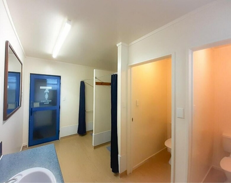 Hostal Golden Fern Backpackers