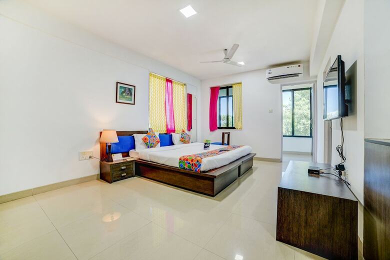 Fabhotel Casa Paradise Premium Suites