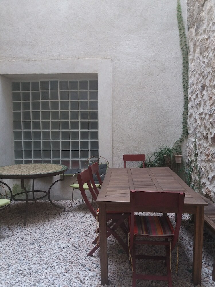 Hotel Le Patio Des Cigales