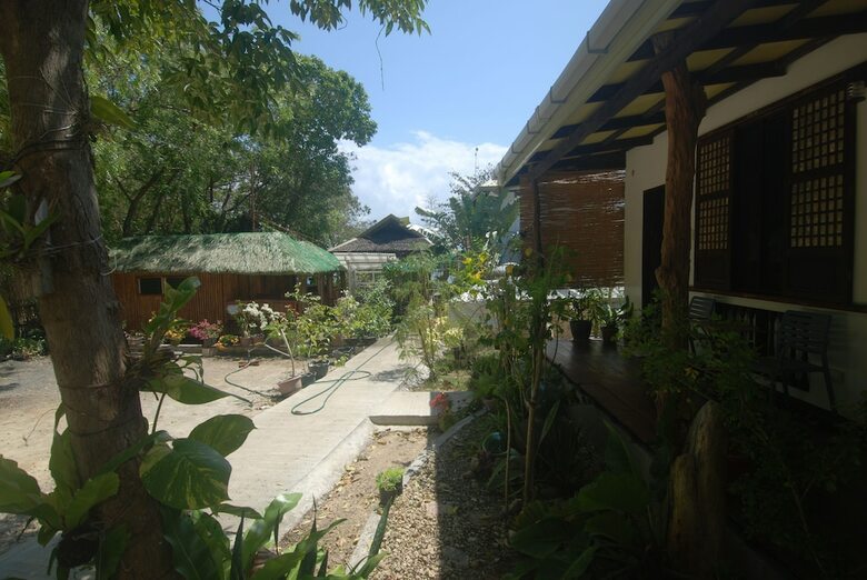 Hotel Rene's Diverslounge Resort