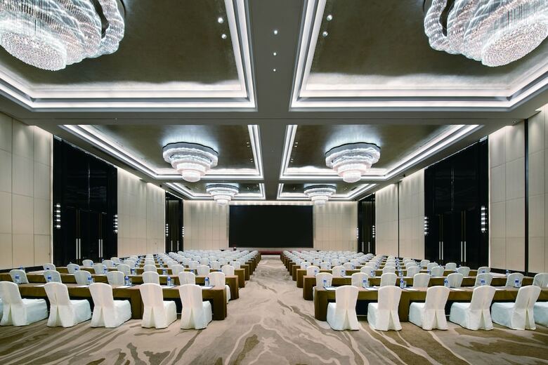 Hotel Crowne Plaza Huailai