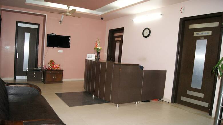 Hotel Maxfort Cyber City