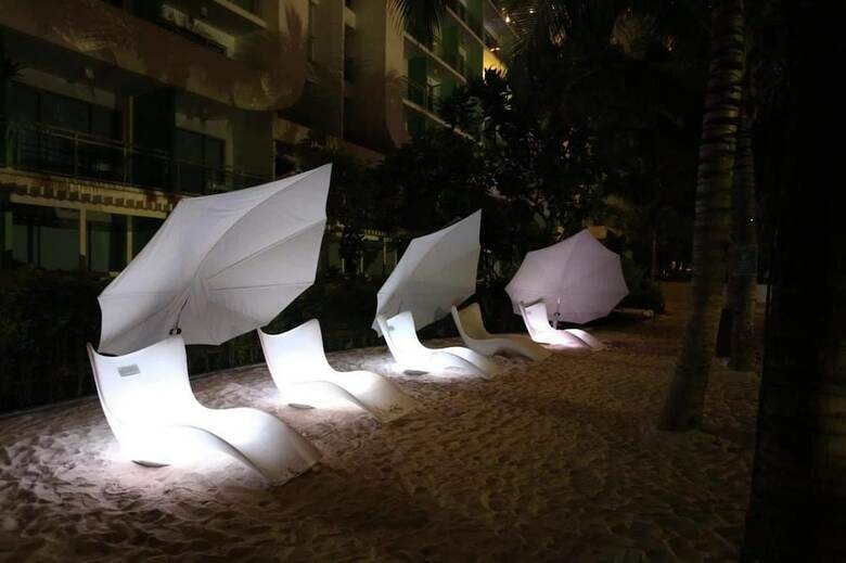 Azure Urban Resort Hostedbyces