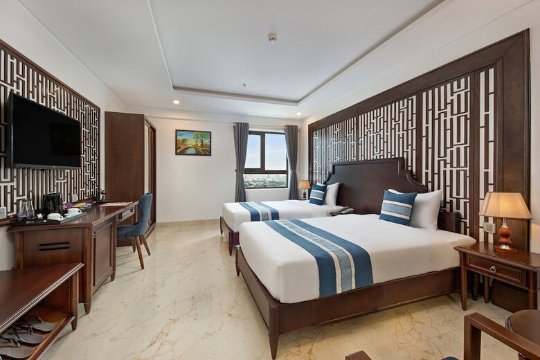 Eden Hotel