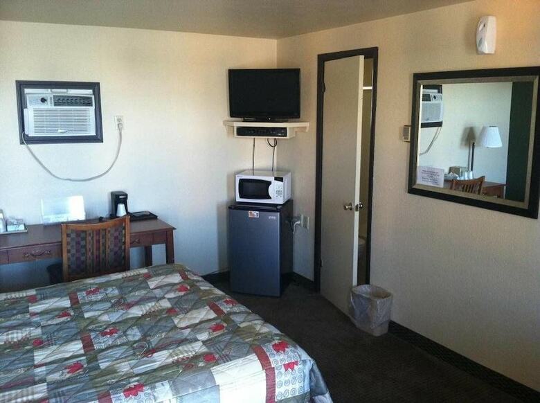 C&h Motel El Dorado Springs