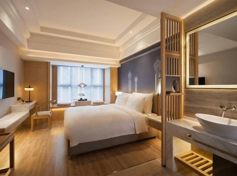 Charm City Kai Guan Hotel