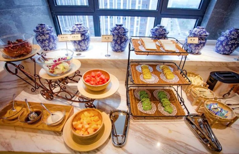 Charm City Kai Guan Hotel