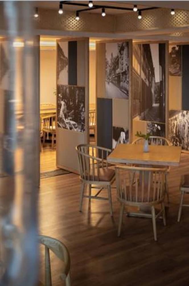 Charm City Kai Guan Hotel