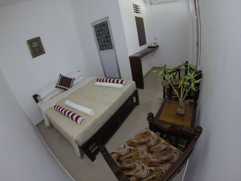 Hotel A To Zee Airport Villa