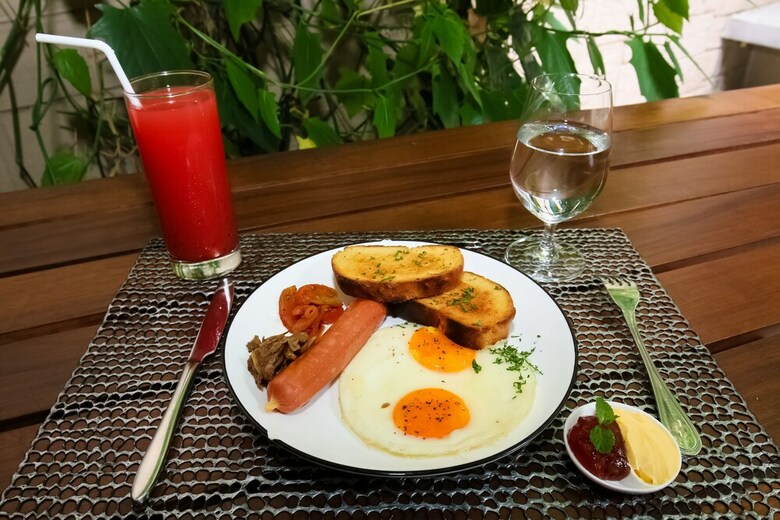 Hotel Capital O 311 Grace Beach Resort