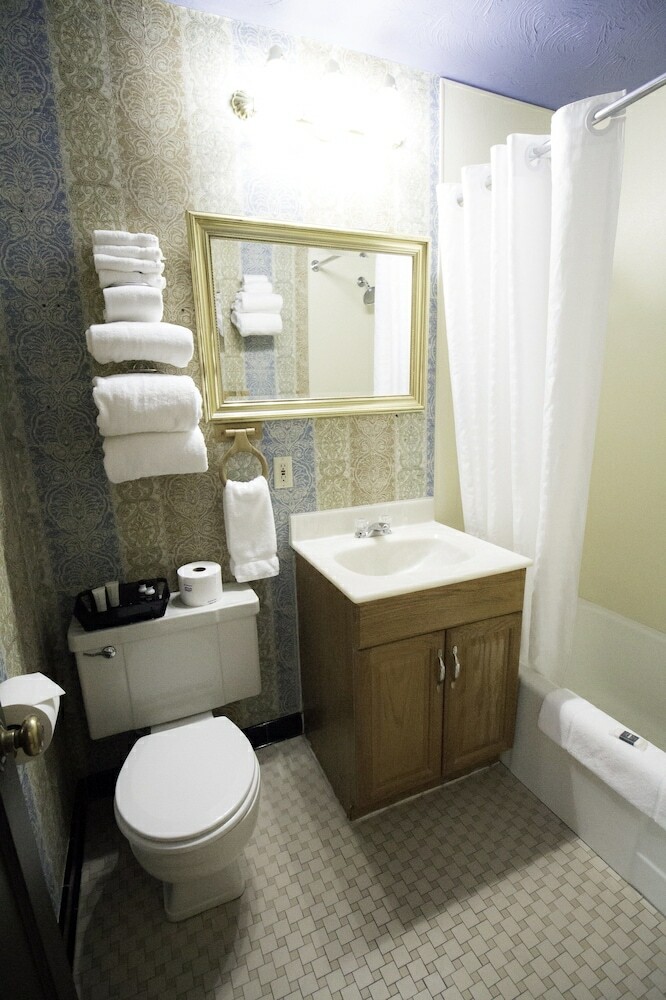Hotel Colter's Lodge
