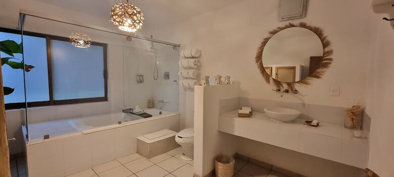 Taboga Eco Boutique Hotel