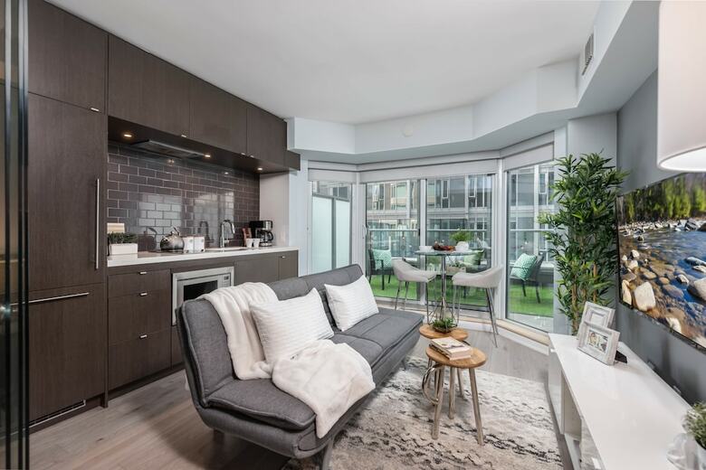 Quickstay - Yorkville Paradise (Yonge & Bloor)