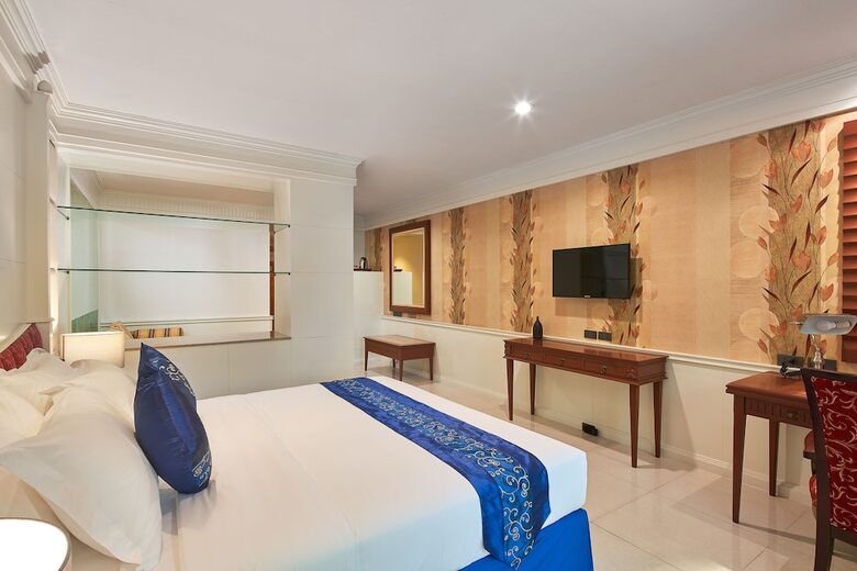Floral Hotel � Dolphin Circle Pattaya