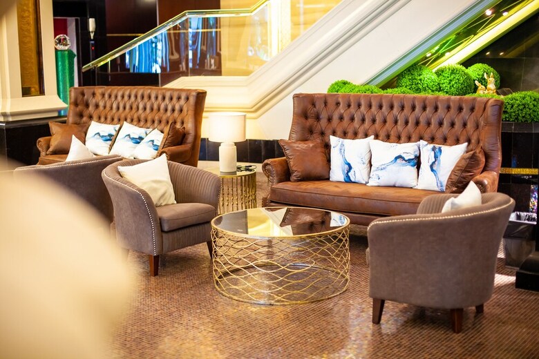Floral Hotel � Dolphin Circle Pattaya