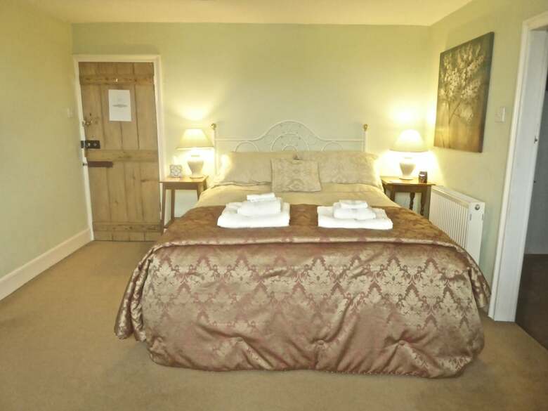 Clotworthy House Bed And Breakfast