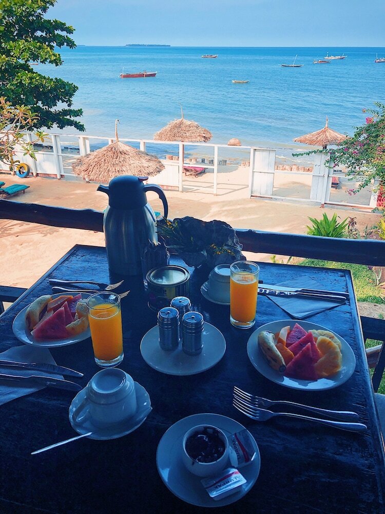 Hotel Imani Beach Villa