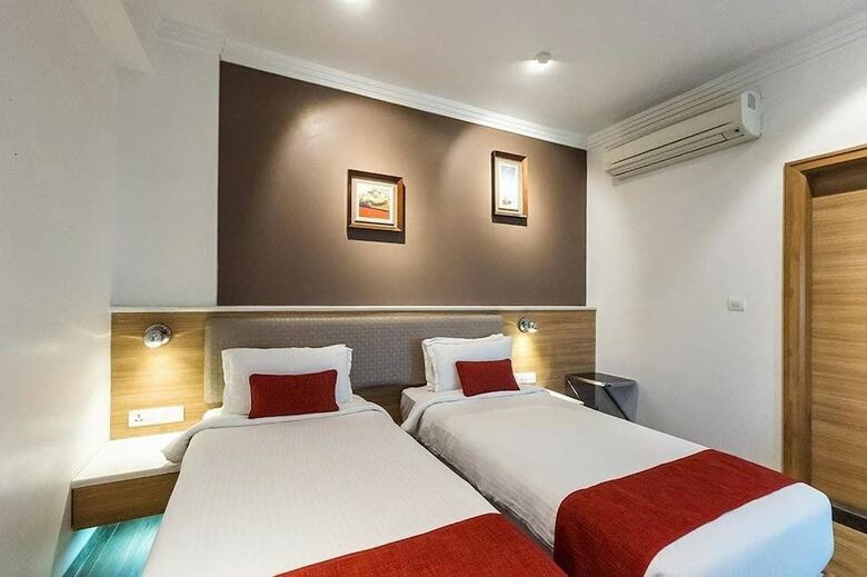 Hotel Jk Rooms 118 Urban Hermitage