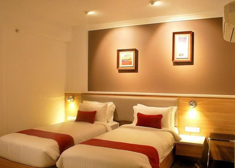 Hotel Jk Rooms 118 Urban Hermitage