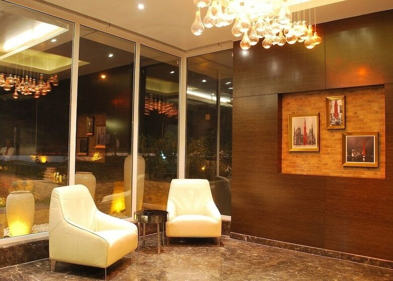 Hotel Jk Rooms 118 Urban Hermitage