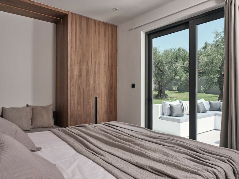 Drallos Luxury Villa
