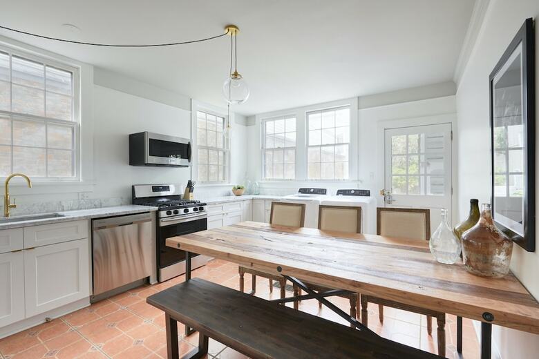 Sonder - Mandeville Suites