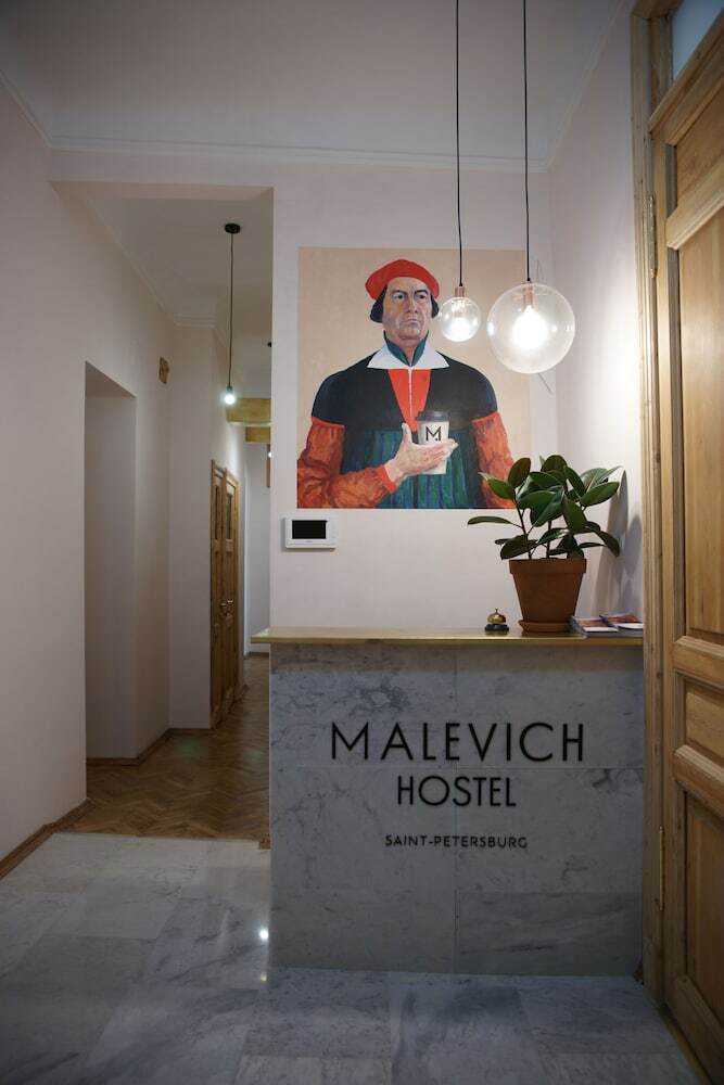 Hostal Malevich Hostel