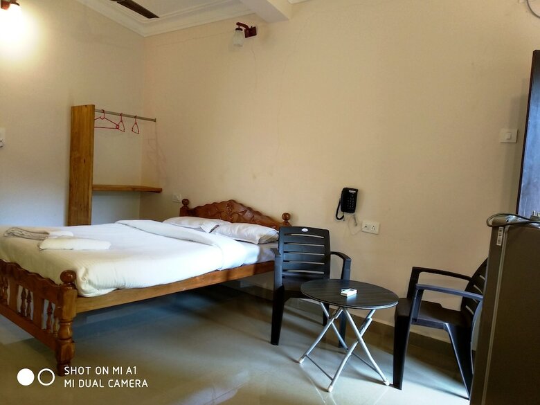 Hotel Candolim Beach Place