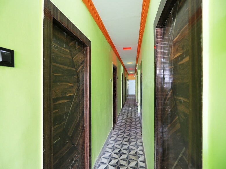 Apartamentos Oyo 14868 Hotel Priyadarshini