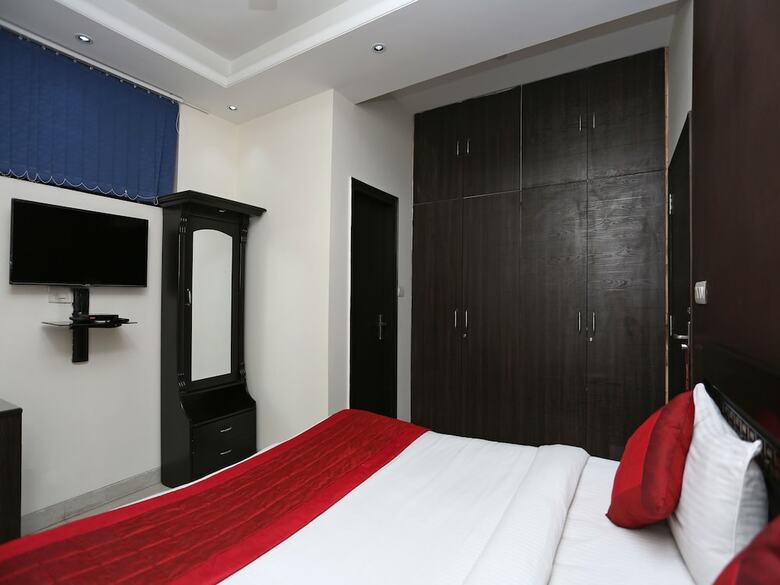 Oyo 16410 Hotel Retreet