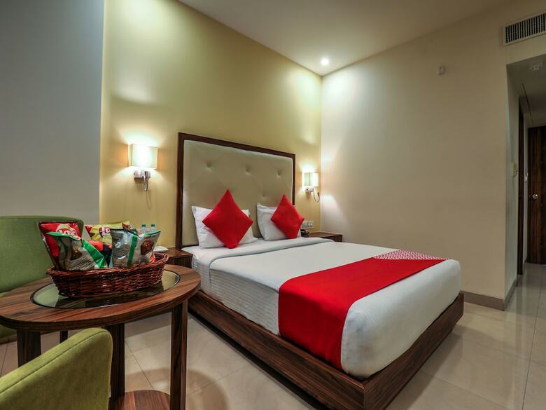 Apartamentos Hotel Hotel Suprabha