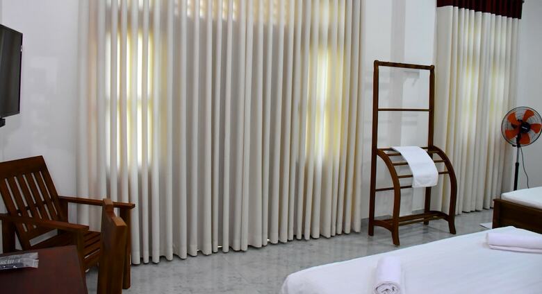 Hotel Nine Arch Holiday Resort