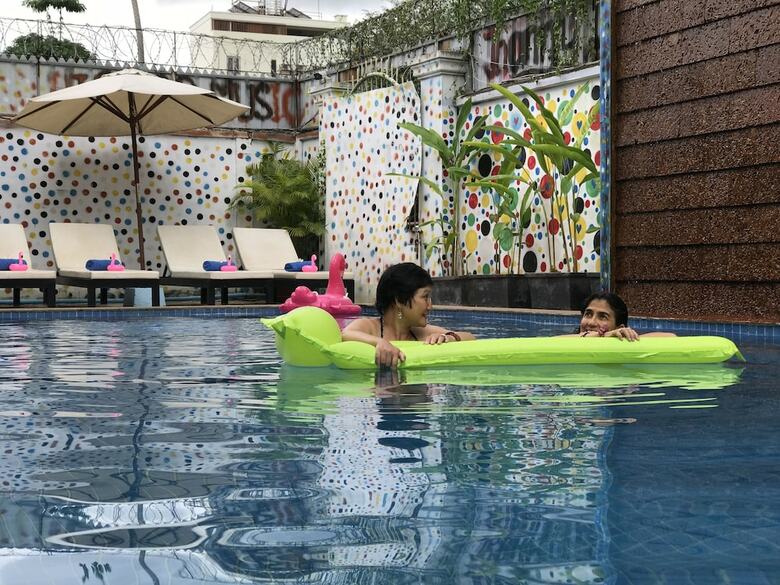 Hostal Golden Ganesha Villa