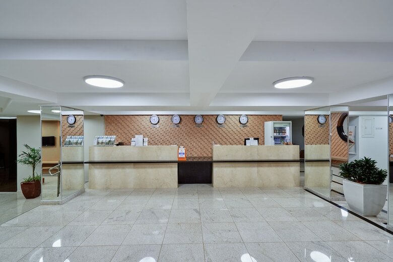 Harbor Quer�ncia Hotel