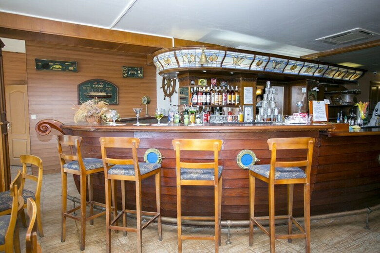 Hotel Chaika Beach Resort